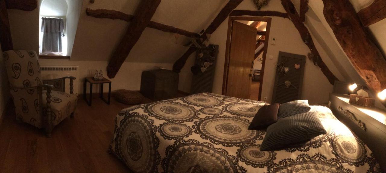 Le Couvent Bed & Breakfast Saint-Jean-de-Laur Exterior foto