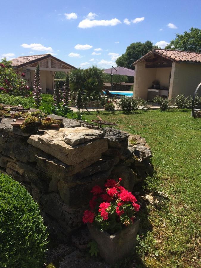 Le Couvent Bed & Breakfast Saint-Jean-de-Laur Exterior foto