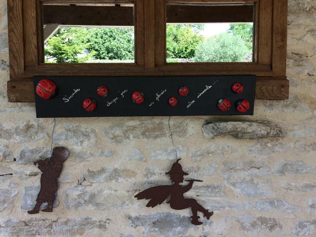 Le Couvent Bed & Breakfast Saint-Jean-de-Laur Exterior foto