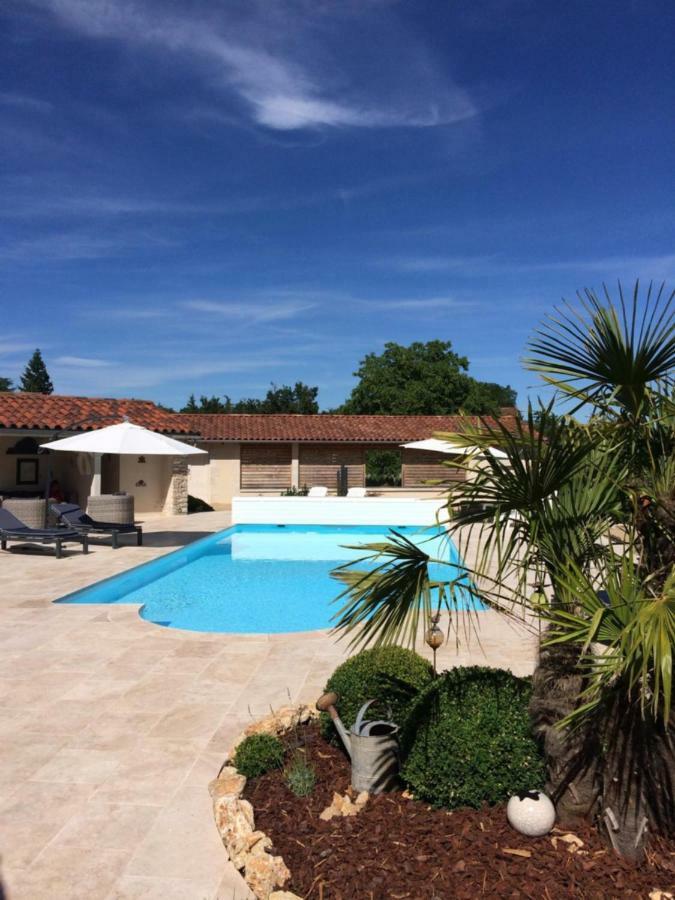 Le Couvent Bed & Breakfast Saint-Jean-de-Laur Exterior foto