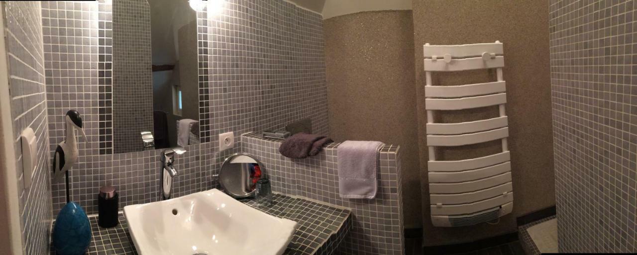 Le Couvent Bed & Breakfast Saint-Jean-de-Laur Exterior foto